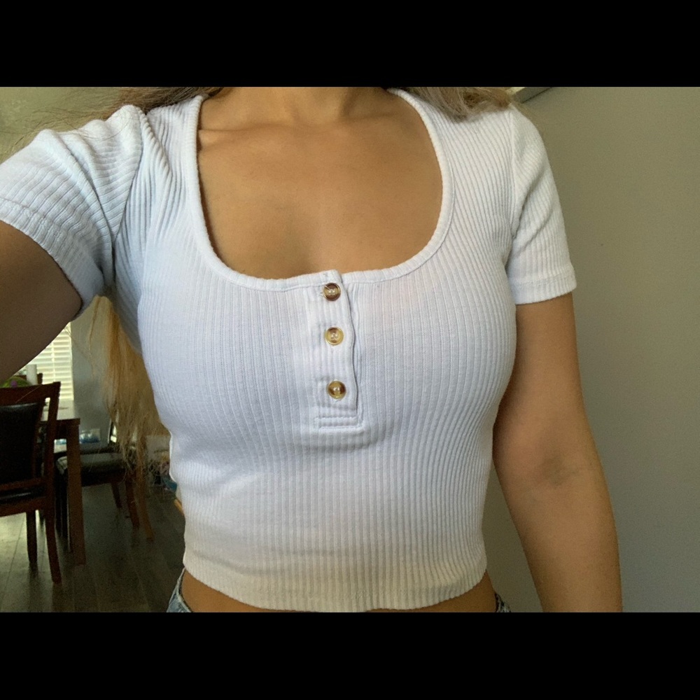 White crop top